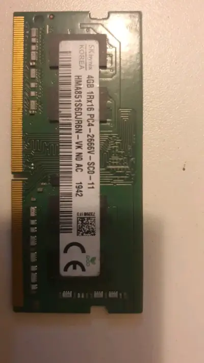 Memoria RAM SK Hynix 4GB DDR4 2666MHz - miniatura 3
