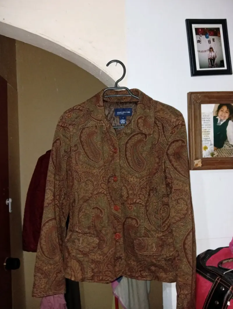 Chaqueta de mujer marrón con bolsillos - 3