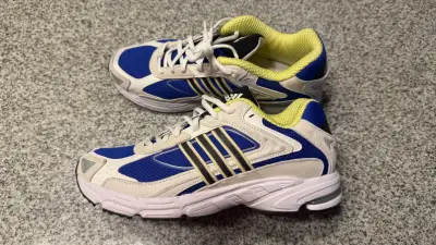 Zapatillas Adidas Response CL talla 40,5 - 26cm - miniatura 1