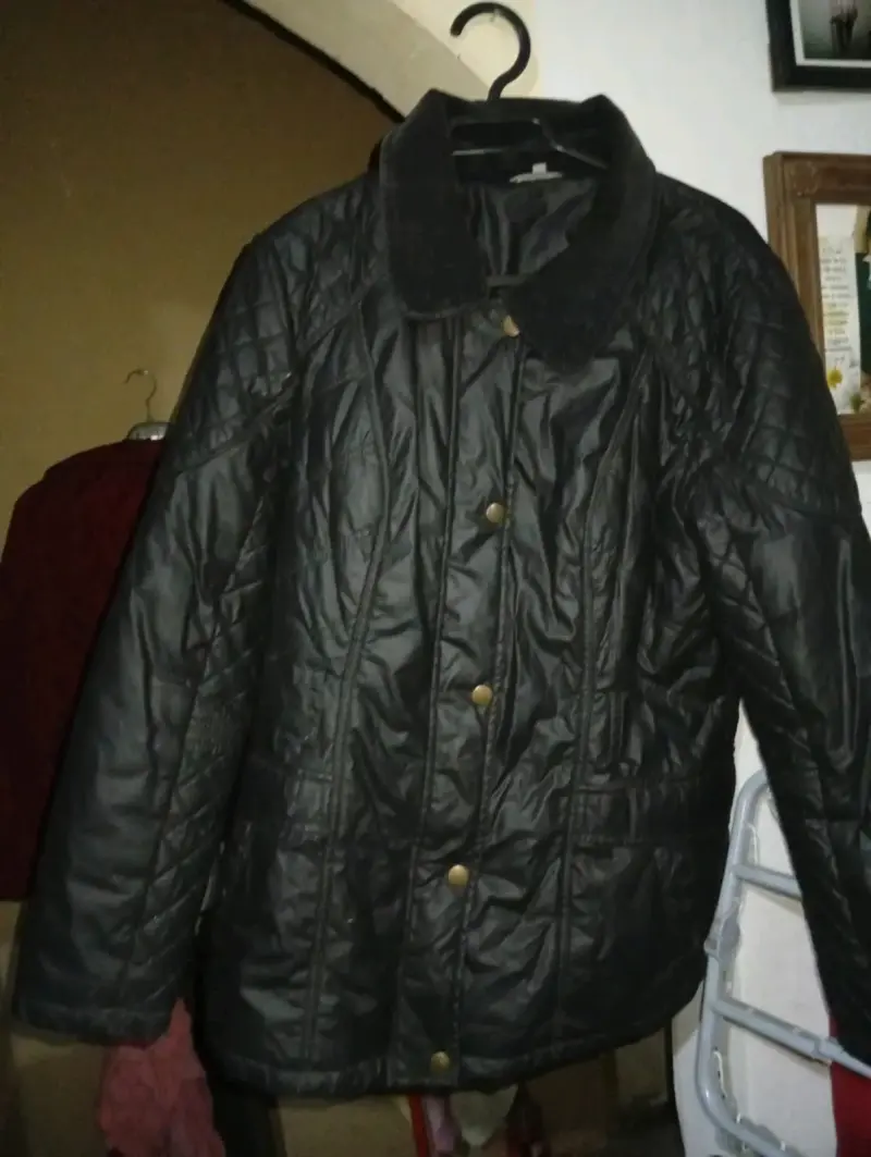 Chaqueta The North Face negra acolchada - 3
