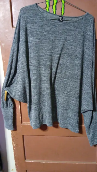 Camisa roja de manga corta para hombre - miniatura 4