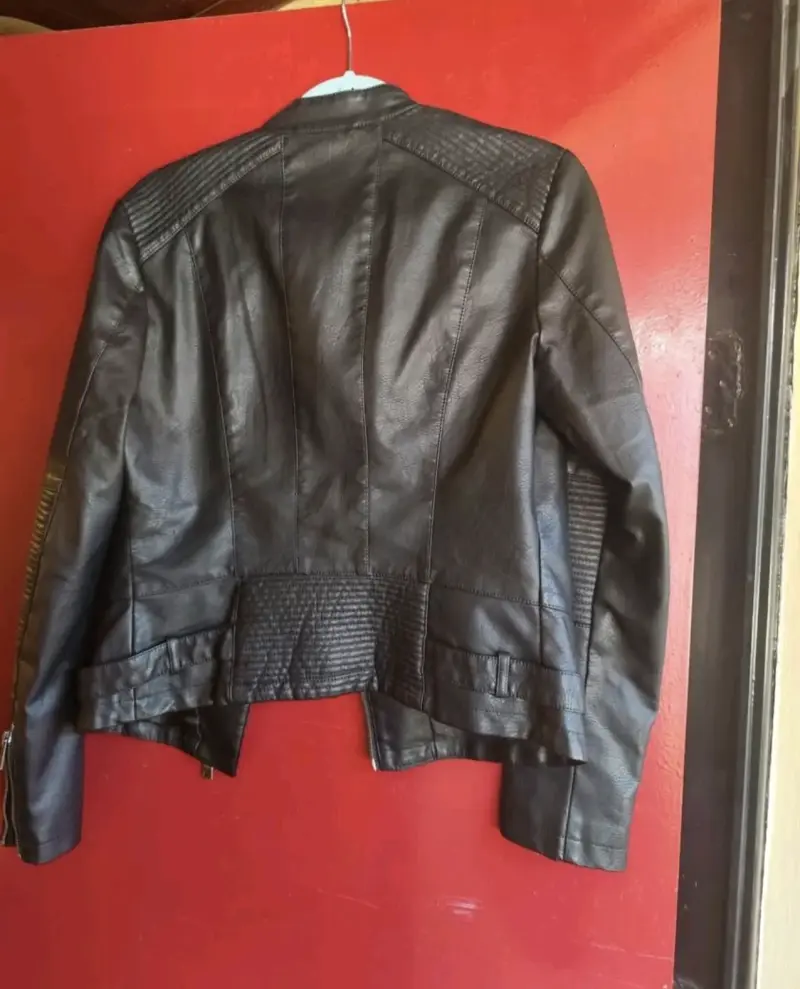 Chaqueta de cuero negra Nicopoly con detalles - 3