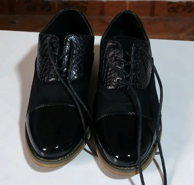 Zapatos de cuero y charol - 2