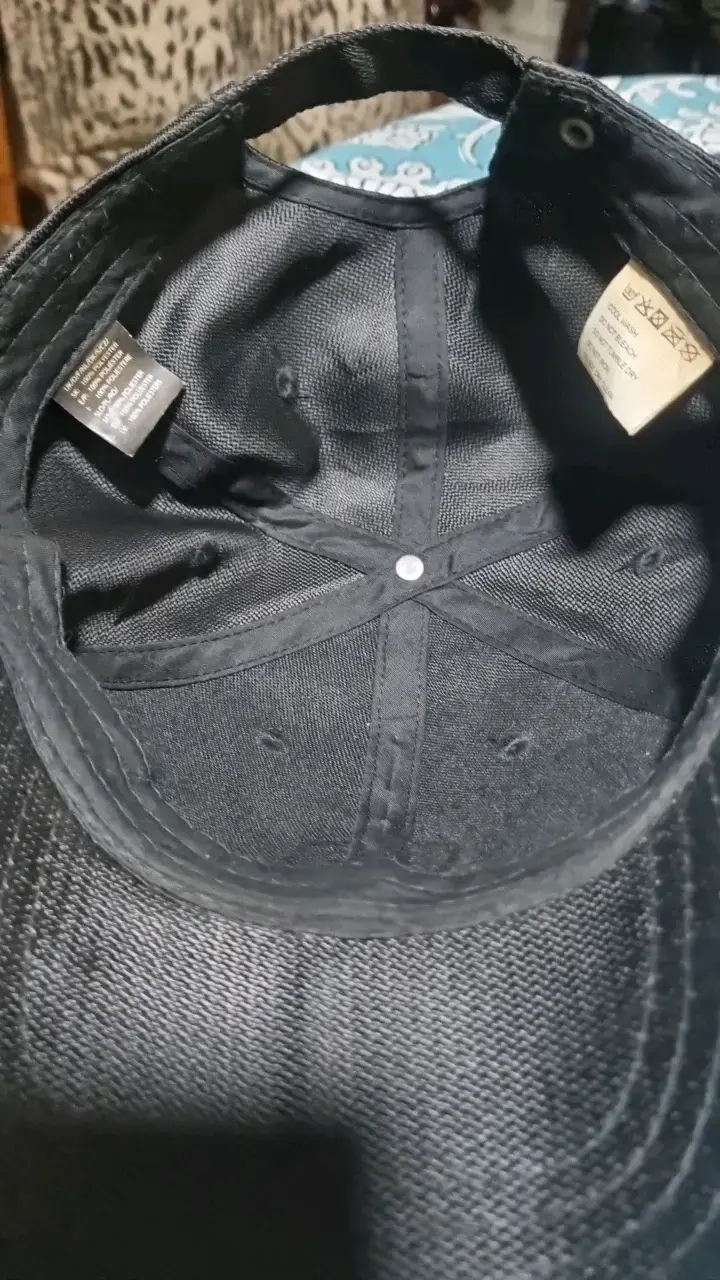 Gorra negra deportiva con logo R - 5