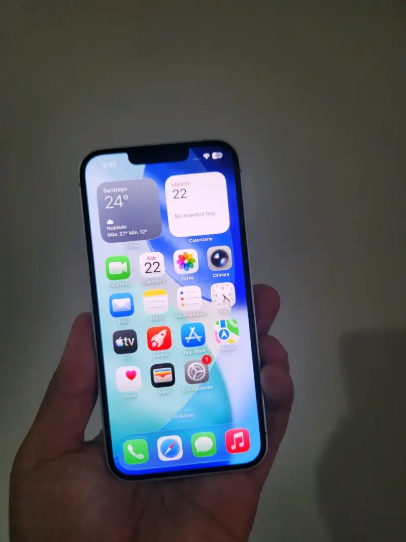 Vendo iPhone 16e de 128 GB 94% - 1