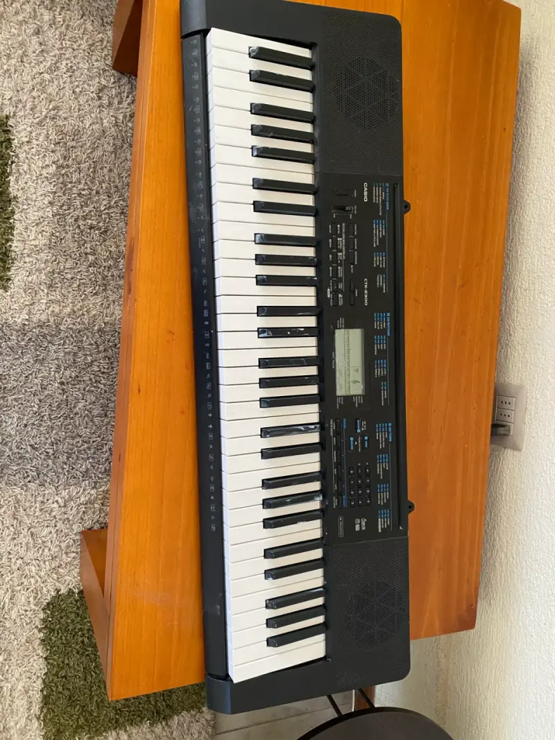 Teclado Casio CTK-2400 con Altavoces Integrados - 2
