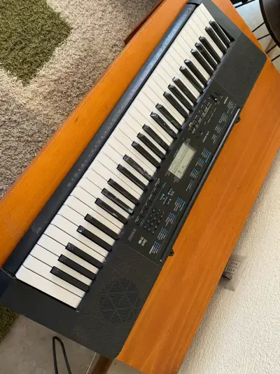 Teclado Casio CTK-2400 con Altavoces Integrados - miniatura 3