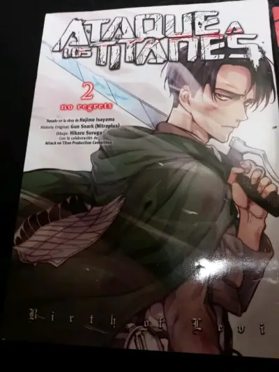 Mangas Ataque a los Titanes No Regrets 1 y 2 - miniatura 2