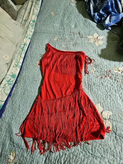 Vestido de baile rojo de merengue - miniatura 1