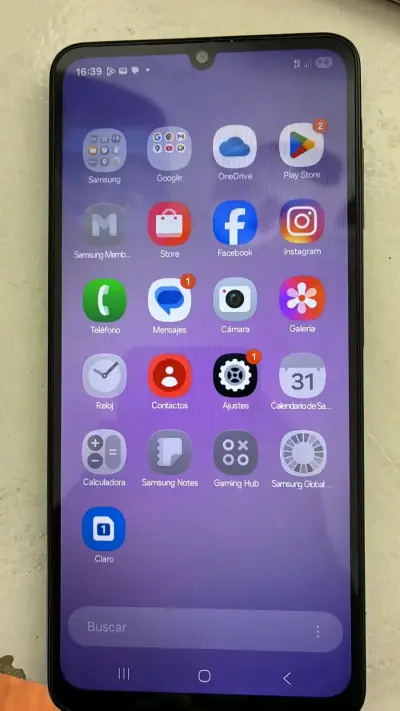 Smartphone Samsung Galaxy A07 en buen estado - miniatura 1
