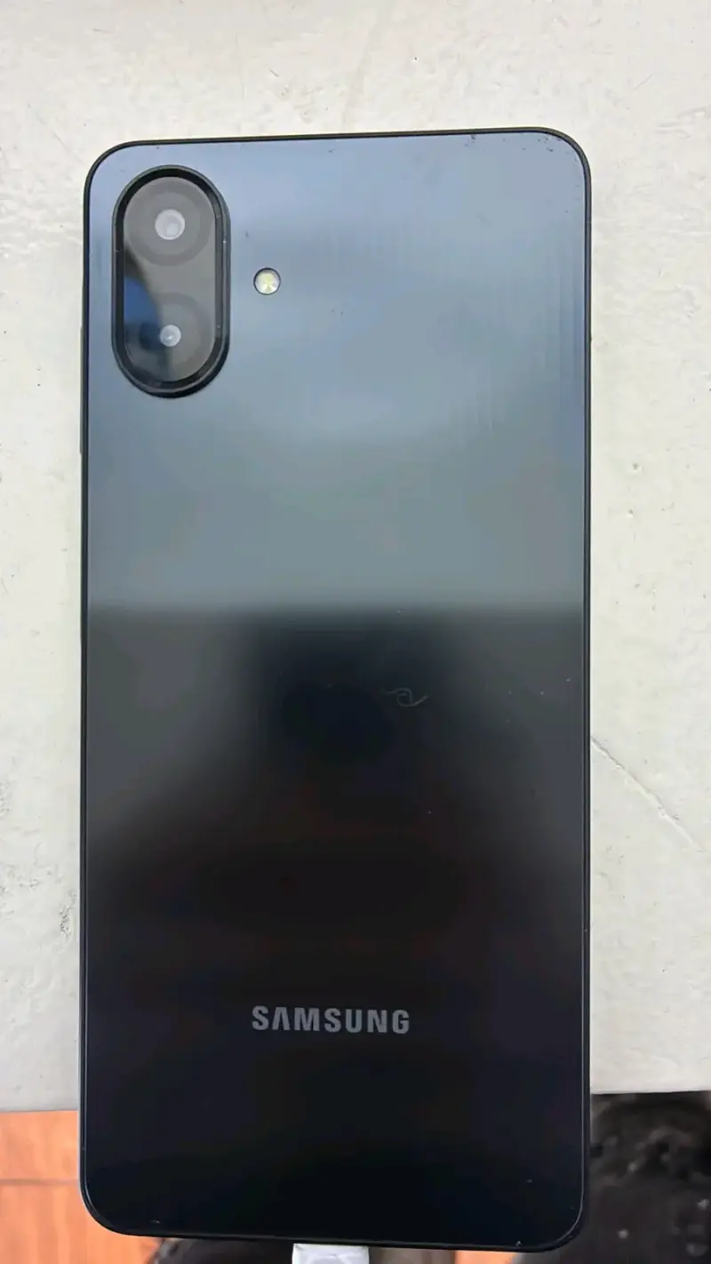 Smartphone Samsung Galaxy A07 en buen estado - 2