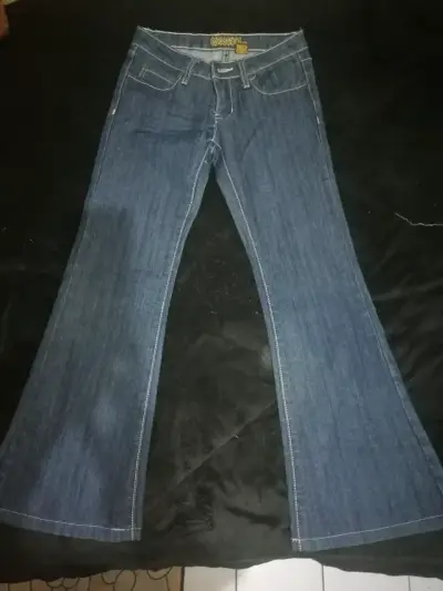 Jeans oscuro flare - miniatura 1