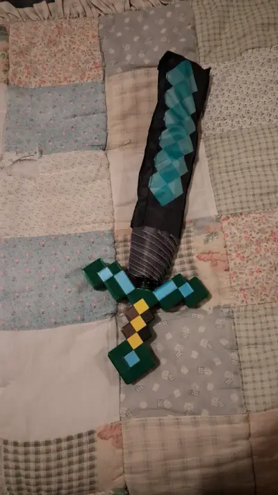 Paraguas Minecraft Espada Pixelada - miniatura 3