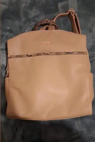 Mochila Secret marrón - miniatura 1