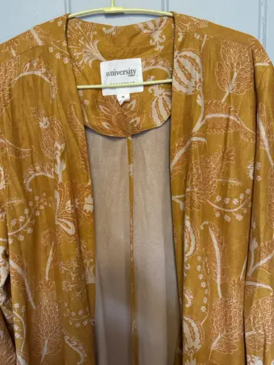 Kimono largo estampado floral mostaza - miniatura 2