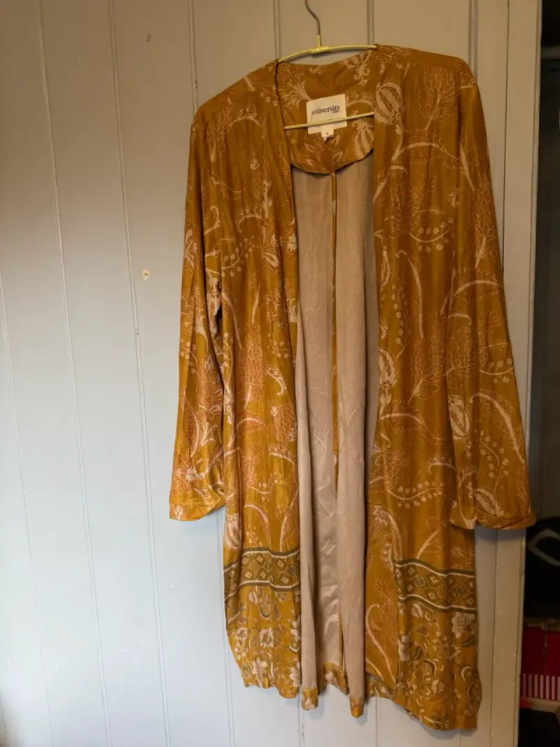 Kimono largo estampado floral mostaza - 3