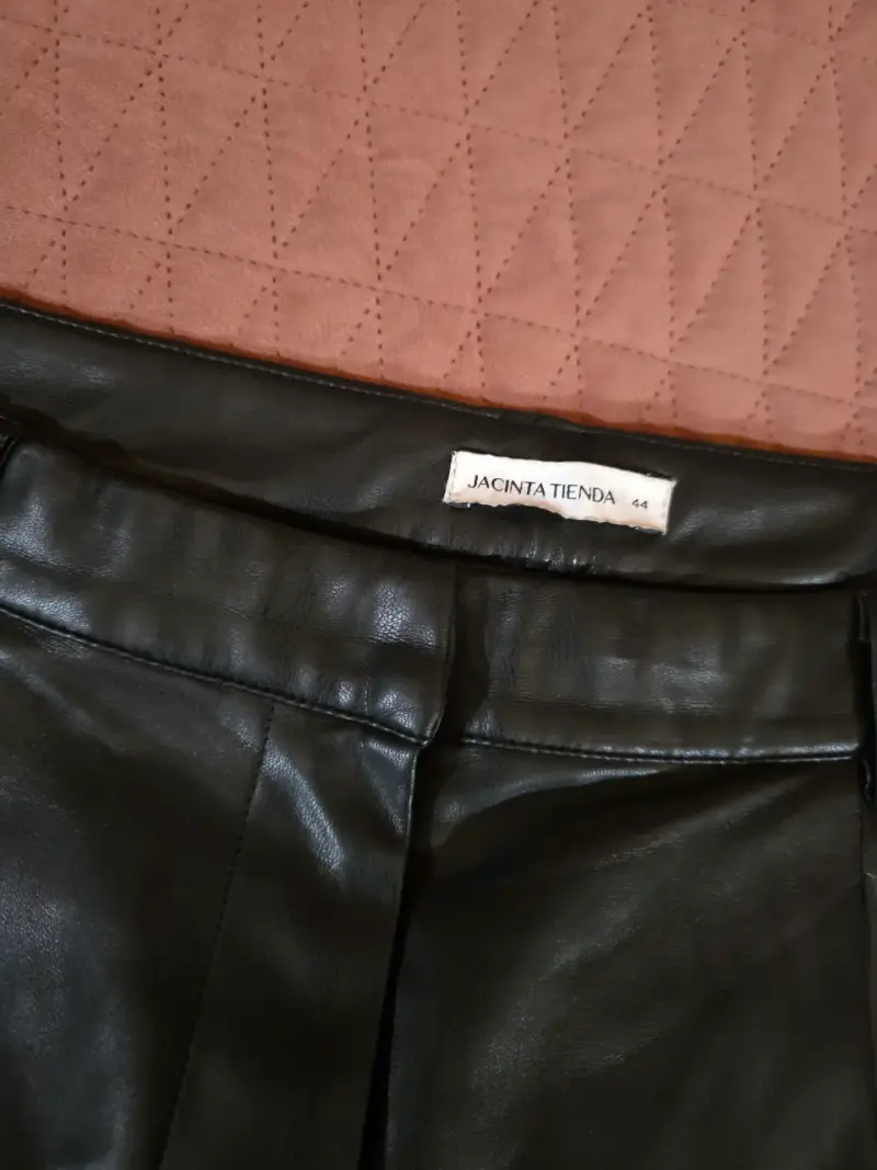 wid leg ecocuero negro Jacinta Tienda talla 44 - 2