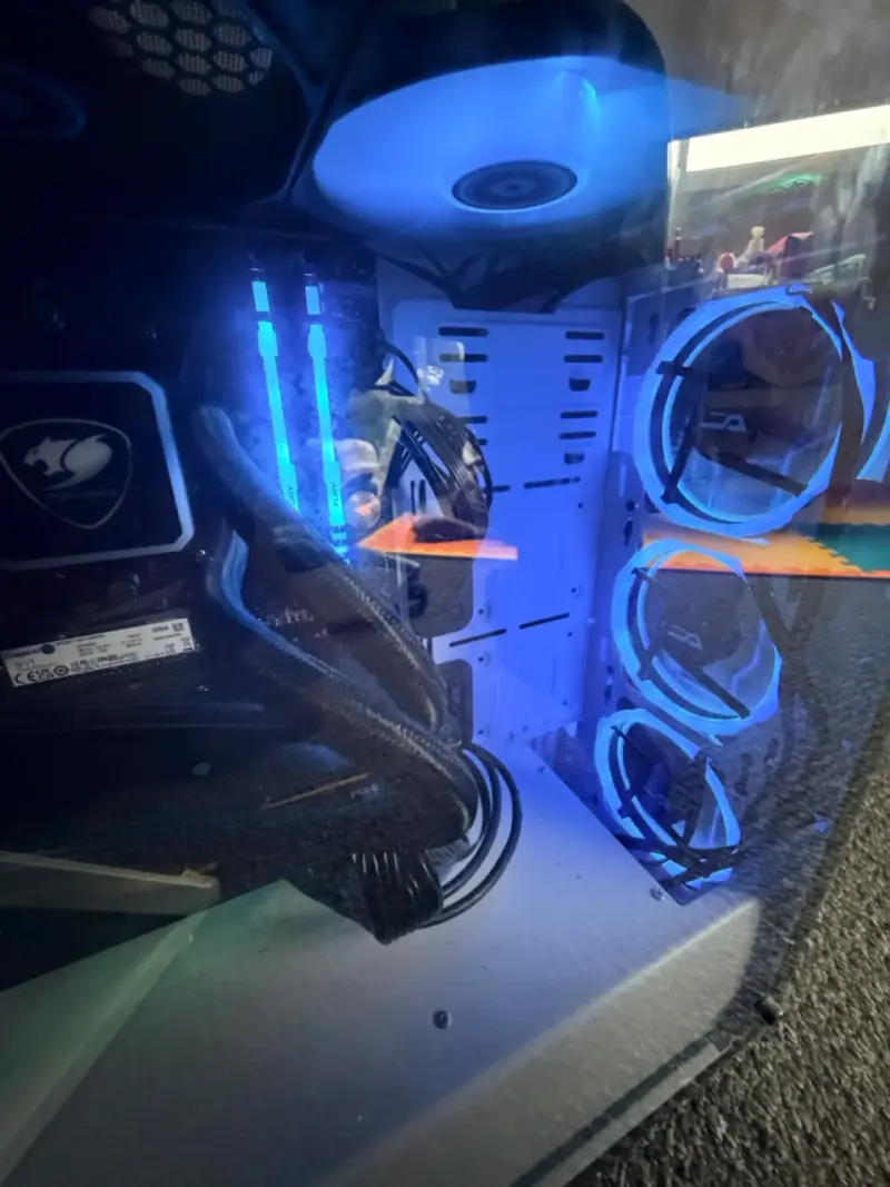 PC Gamer + monitor 144Hz - 1