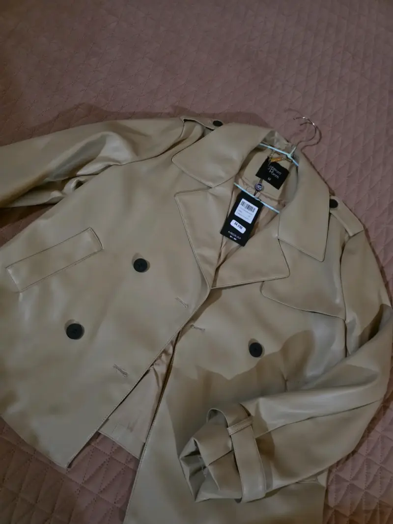 Chaqueta ecocuero beige Lorenzo di Pontti talla M - 1