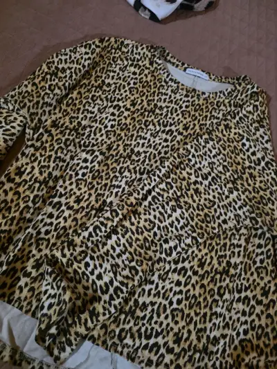 Polera estampado animal print Jacinta Tienda - miniatura 1