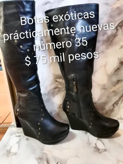 Botas de cuero negras con plataforma y tachas - miniatura 1