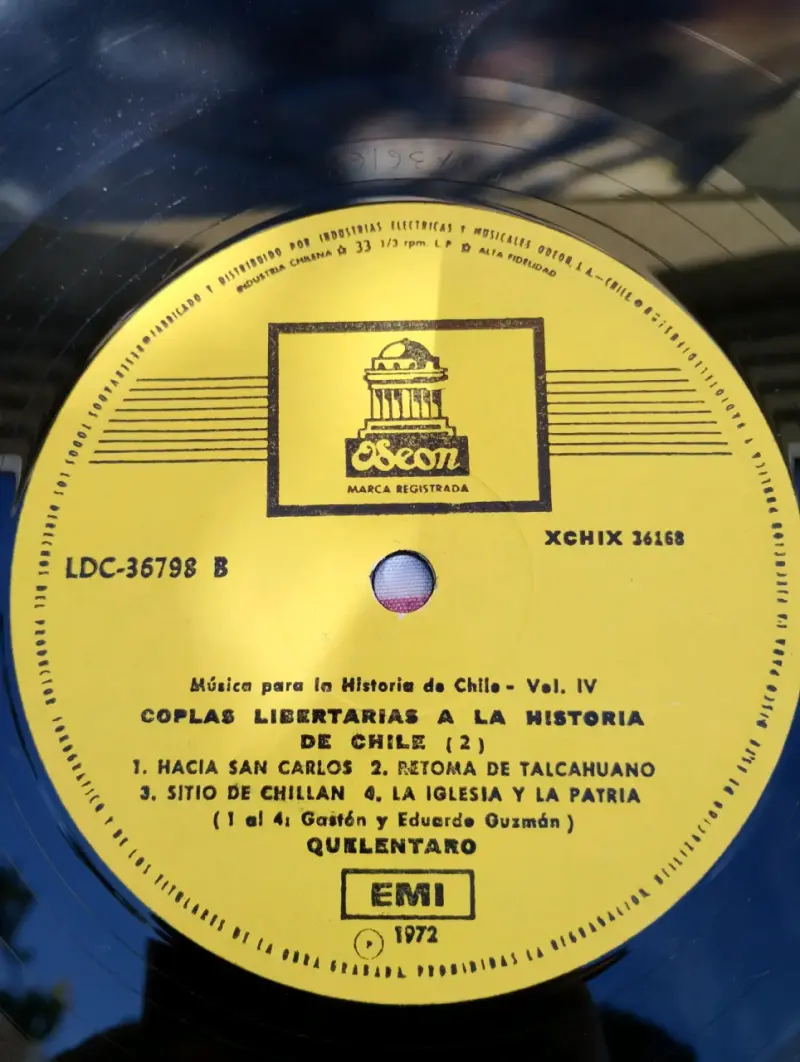 Vinilo grupo chileno "QUELENTARO". (1972). - 2