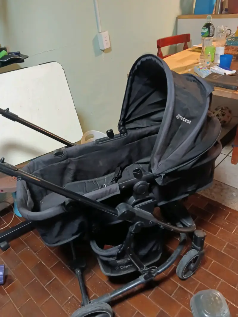Coche de bebé Bebesit con capazo y silla - 2