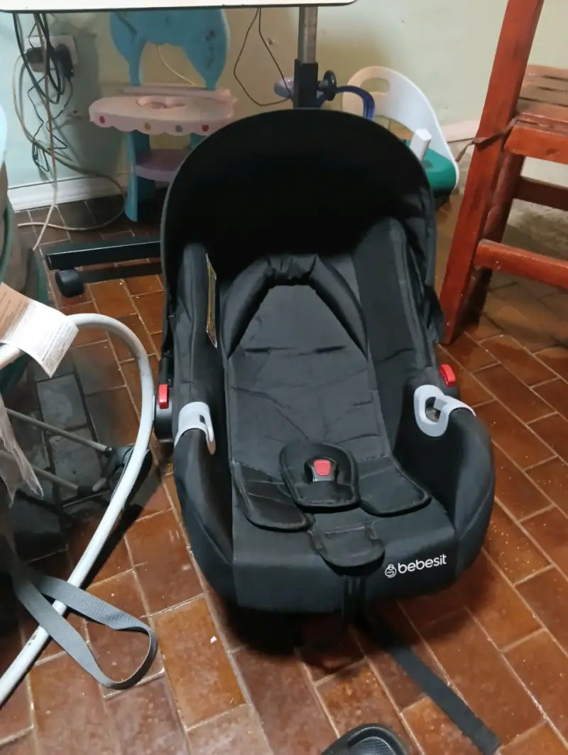 Coche de bebé Bebesit con capazo y silla - 6