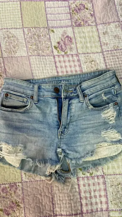 Jeans rasgados American Eagle para mujer - miniatura 2