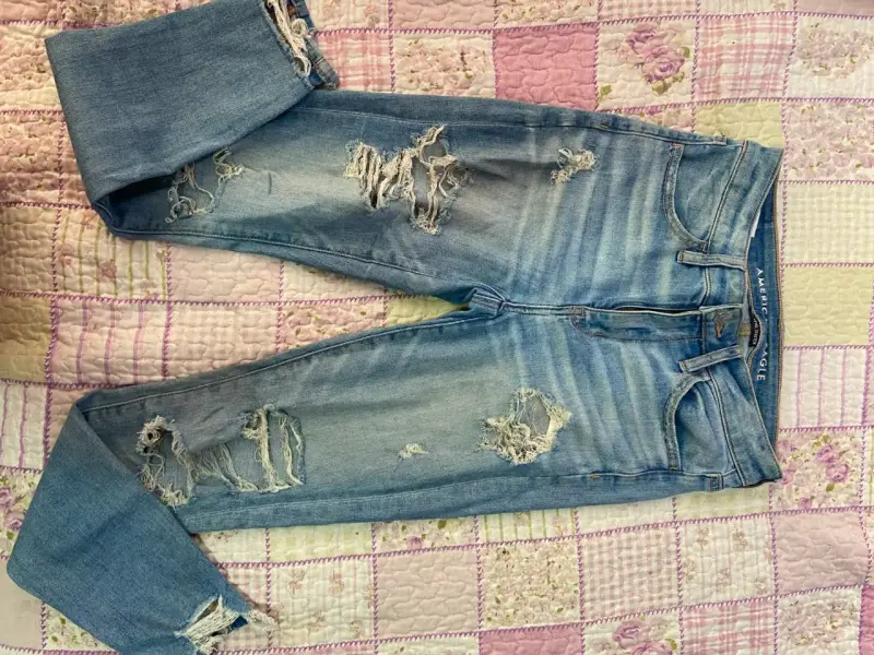 Jeans rasgados American Eagle para mujer - 3