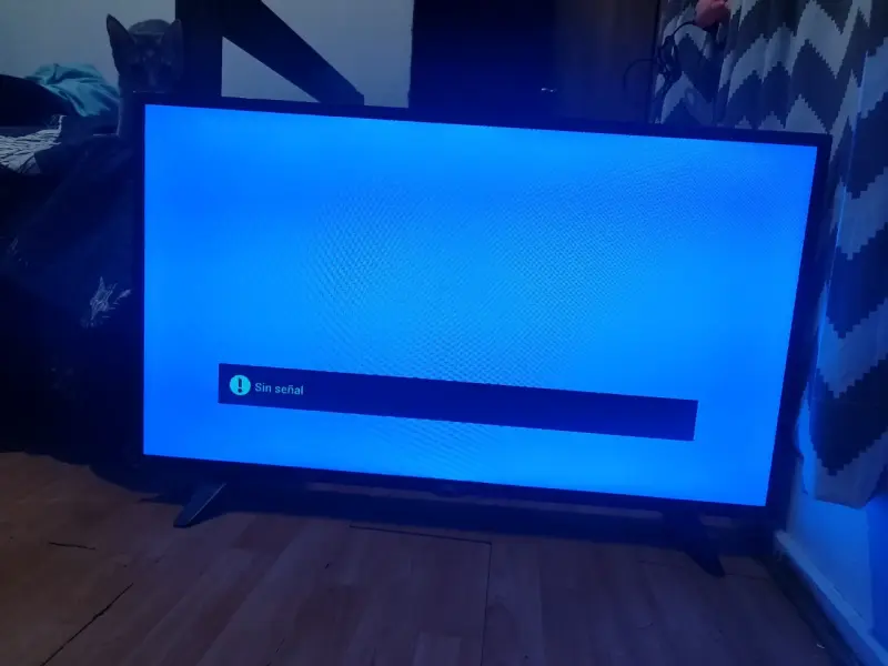 Televisor LED AOC 40 pulgadas en buen estado - 2