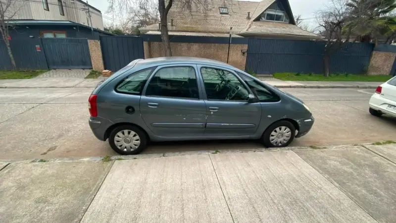 Citroën Xsara Picasso 2006 en buen estado - 3