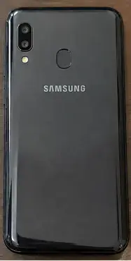 Samsung Galaxy A30 con pantalla Super AMOLED y 32GB - miniatura 3