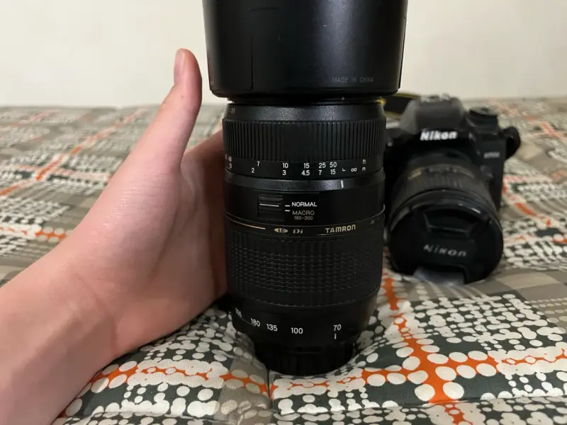 Cámara Nikon D7500 con Lentes Variados - 4