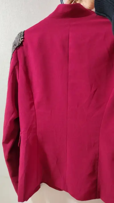 Chaqueta roja con adornos Zac & Zoe talla L - miniatura 4