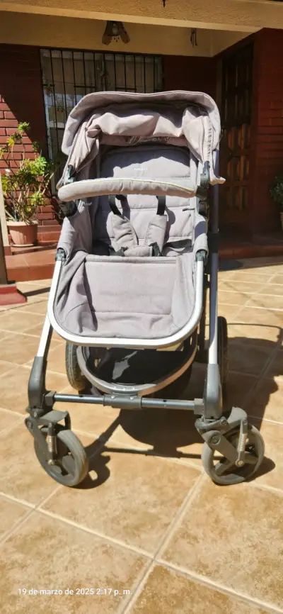 Coche de bebé Bebesit gris con capota ajustable - miniatura 3