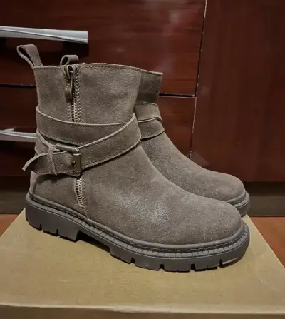 Botines de gamuza marrón con cierre lateral - miniatura 1