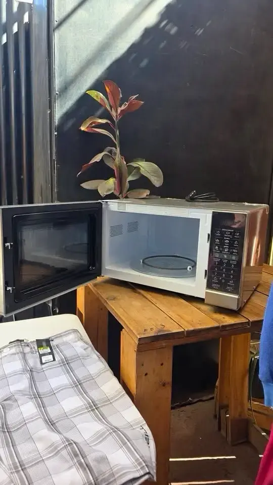 Microondas Fensa 25 Litros Casi Nuevo - 3