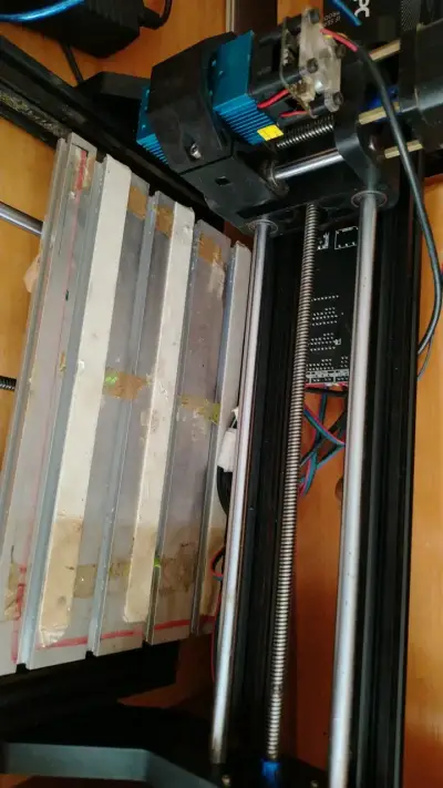Máquina CNC de grabado láser compacta - miniatura 2