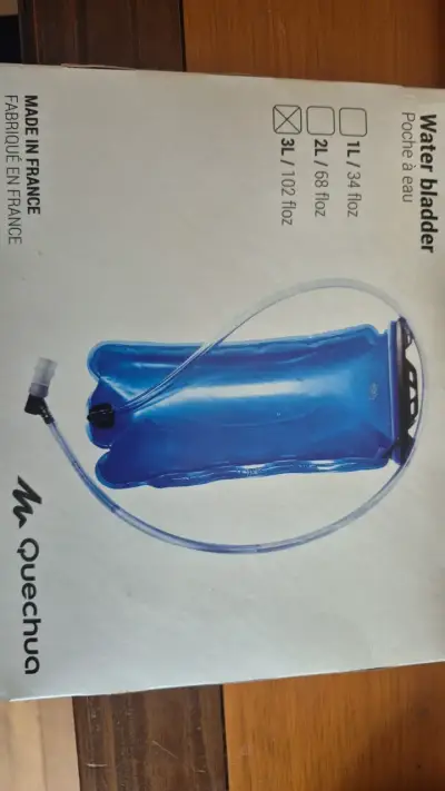 Bolsa de Hidratación Azul para Senderismo - miniatura 2