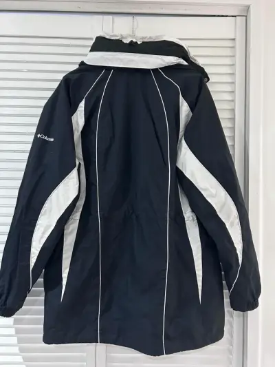 Chaqueta impermeable Columbia negra y blanca - miniatura 1