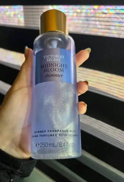 Body Mist Victoria's Secret Midnight Bloom Shimmer - miniatura 1