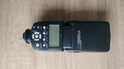 Flash Yongnuo Speedlite YN560 IV con estuche - miniatura 2