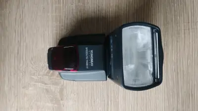 Flash Yongnuo Speedlite YN560 IV con estuche - miniatura 3