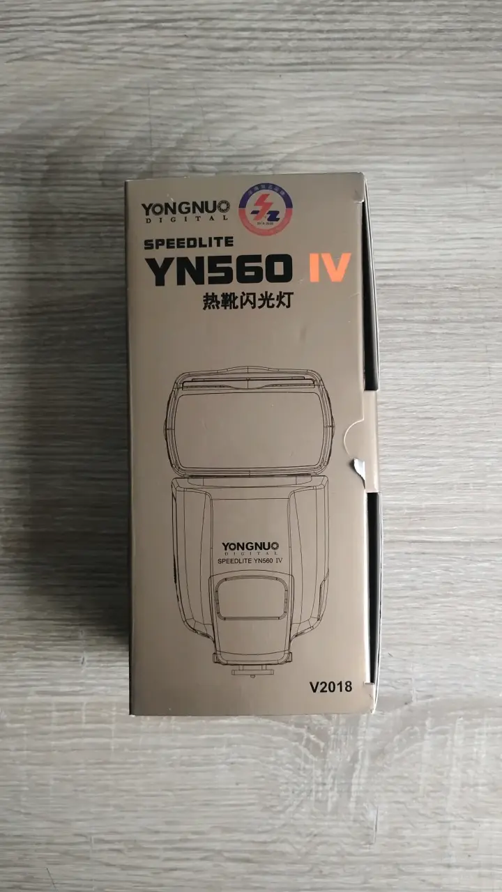 Flash Yongnuo Speedlite YN560 IV con estuche - 4