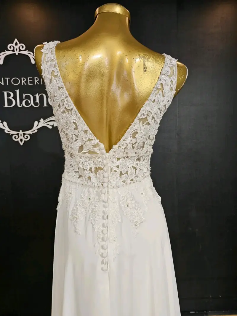 Vestido de Novia Blanco con Encaje Floral - 4