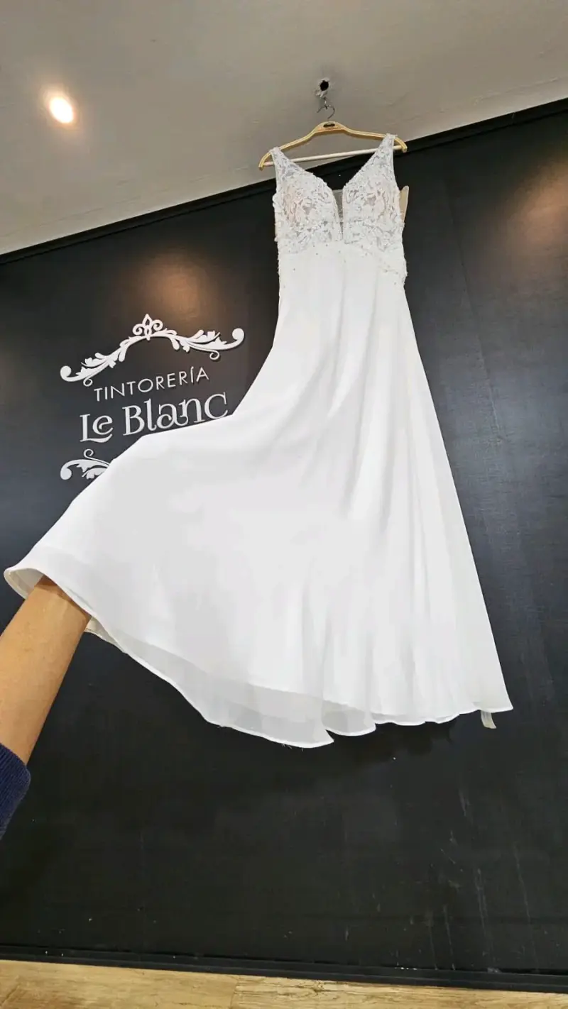 Vestido de Novia Blanco con Encaje Floral - 6