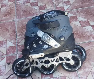 Patines HD Triskete Titan Talla 35 en buen estado - miniatura 3