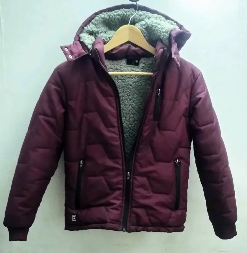 Parka infantil burdeo talla 12 con forro chiporro - 3