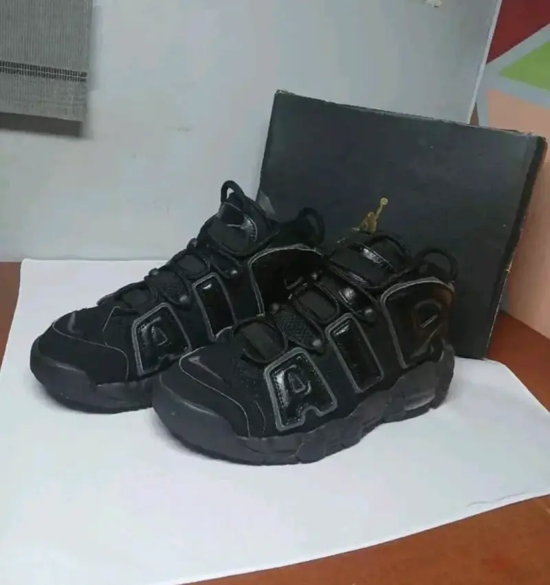 Zapatillas deportivas negras - 2